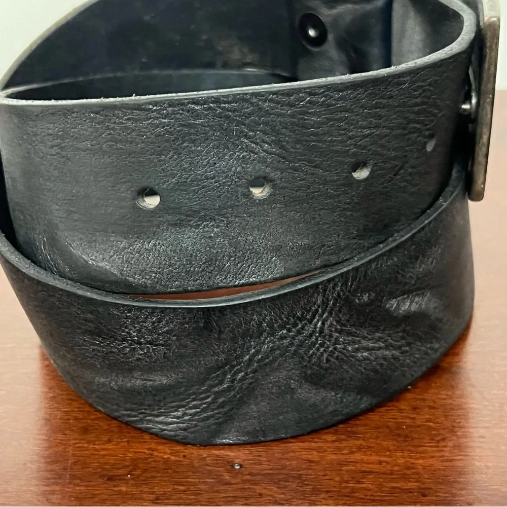 Dei Giovani luxury belt genuine Italian leather distressed skull buckle  EUC
